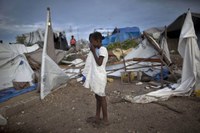 Kolera dosegla Port-au-Prince : 73 ljudi okuženih, pričakujejo epidemijo